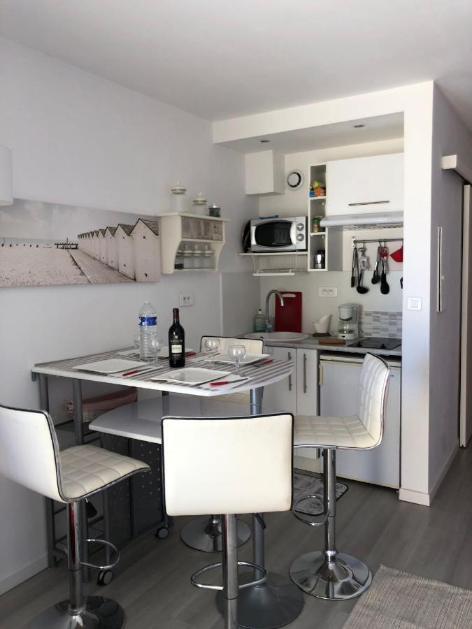 Charmant Studio A Cros De Cagnes Buitenkant foto