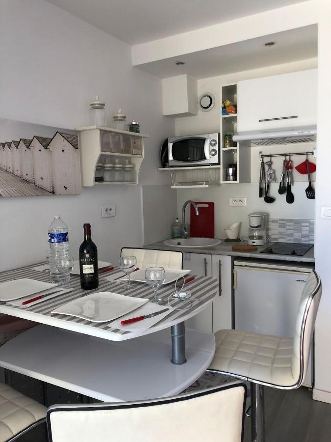 Charmant Studio A Cros De Cagnes Buitenkant foto