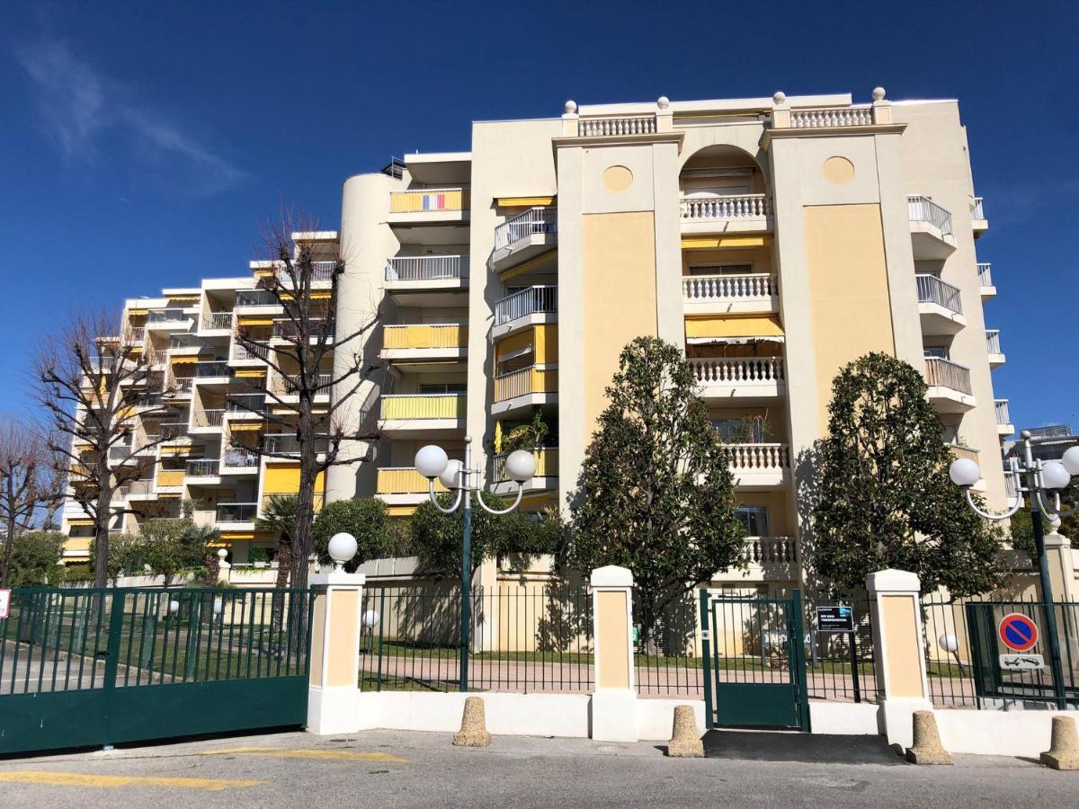 Charmant Studio A Cros De Cagnes Buitenkant foto